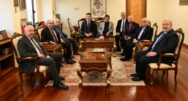 Vakıf Katılım Genel Müdürü Mehmet Ali Akben Rektör Prof. Dr. Alptekin Yasım’ı Ziyaret Etti