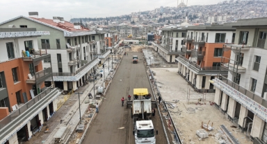 Büyükşehir, Azerbaycan Mahallesi’nin Ulaşım Ağını Titizlikle Örüyor