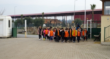 Büyükşehir’in Serası, Minik Misafirleriyle Çiçek Açtı