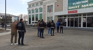 Elbistan’da uyuşturucu taciri 4 kişi tutuklandı