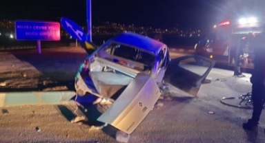 Kahramanmaraş’ta iki otomobil çarpıştı: 1 yaralı