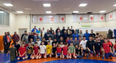 TGGF ve TGF’den Güreşe Destek Sürüyor: Türkiye Geleneksel Güreşler Federasyonu ve Türkiye Güreş Federasyonu Yöneticilerinden Kahramanmaraş’lı güreşçilere Ziyaret