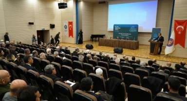 6 Şubat Anma Etkinlikleri, Konferans ve Deprem Anıtı Açılışıyla Noktalandı