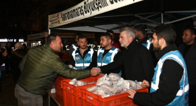 Başkan Görgel, Berat Kandili’nde Uncular Camii’ndeydi