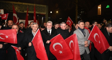 Bayraklar Dalgalandı, Kahramanmaraş Coşkuyla Yürüdü!