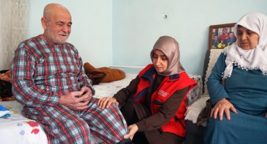 Büyükşehir’den Hayata Dokunan Belediyecilik; 2 Bin 400 Yaşlıya Destek