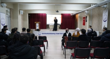 Büyükşehir, Gençleri Edebiyatın Usta Kalemleriyle Buluşturmayı Sürdürüyor