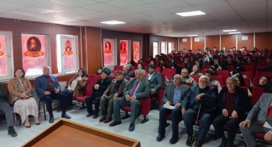 Fatih Anadolu Lisesinde Şairlerden Şiir Dinletisi
