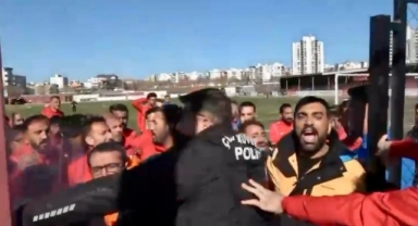 Kahramanmaraşlı Futbolcular Deplasmanda Saldırıya Uğradı