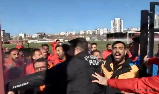 Kahramanmaraşlı Futbolcular Deplasmanda Saldırıya Uğradı