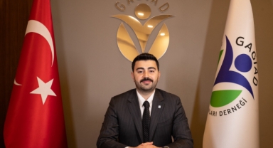 Konukoğlu; 8 Şubat Gaziantep’e “Gazilik” unvanı verilişinin 104. yılı münasebetiyle bir mesaj yayınladı.