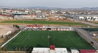 Merkez Futbol Sahasının Tribün Kapasitesi Artırıldı