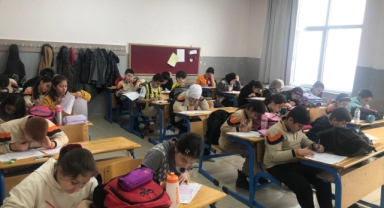 Ödüllü kitap okuma yarışması yapıldı