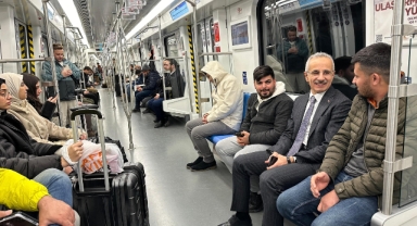 TÜRKİYE’NİN EN HIZLI METROSU YOLCU REKORU KIRDI