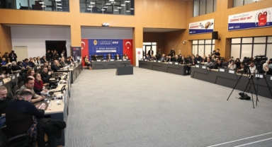 VALİ ÜNLÜER, ULUSAL VE ULUSLARARASI MEDYA MENSUPLARIYLA BULUŞTU