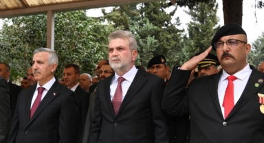110. Yılında Çanakkale Zaferi ve Aziz Şehitler Dualarla Yâd Edildi