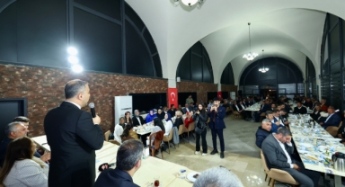 Başkan Toptaş, muhtarlarla iftar sofrasında buluştu