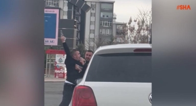 Kahramanmaraş’ta trafikte tartıştığı kişiye silah çekti