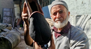 Kahramanmaraş’ta Yarım Asırlık Yemeni Ustası Teknolojiye Direniyor