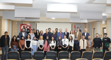 Milli Şairimiz Mehmet Akif Ersoy, İstiklâl Marşı’nın Kabulünün 104. Yıl Dönümünde Anıldı