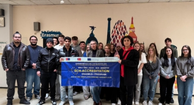 SÜHA ERLER ANADOLU LİSESİ ÖĞRENCİLERİ ERASMUS+ PROGRAMINDAN REFAKATÇİ OLMADAN ALMANYA’YA GİDİP GELDİLER