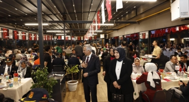 Vali Ünlüer ve Eşi Dr. Selma Ünlüer Hanımefendi, İftarını Gazilerimiz ve Aileleri ile Yaptı