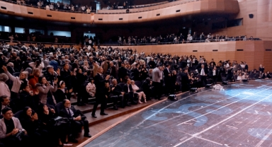 BURSA’DA TİYATRO ŞÖLENİ BAŞLADI: 12. ULUSLARARASI BALKAN ÜLKELERİ TİYATRO FESTİVALİ PERDELERİNİ AÇTI