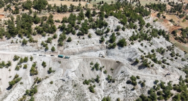 Büyükşehir, Dulkadiroğlu’nda Köy Evlerine Yeni Yol Açıyor