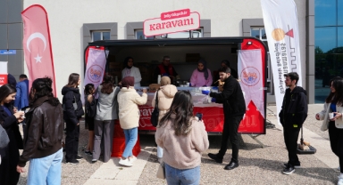 Büyükşehir Gençlerin Yanında…