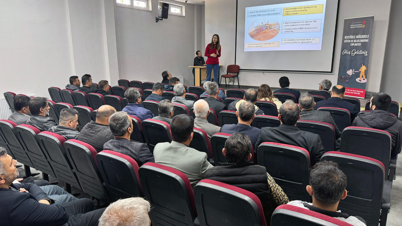 Büyükşehir’in Zararlılara Karşı Farkındalık Semineri Türkoğlu’nda Devam Etti