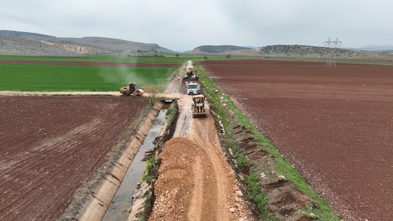Büyükşehir, Pazarcık Gaziantep Bağlantı Yolunu Yeniliyor