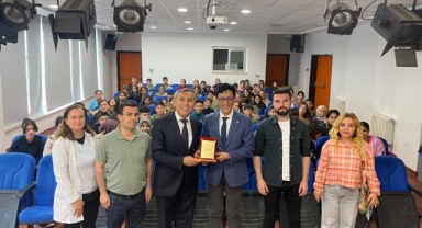 İçimizden Biri” Projesi Kapsamında Doktor Mustafa Eren Öğrencilerle Buluştu