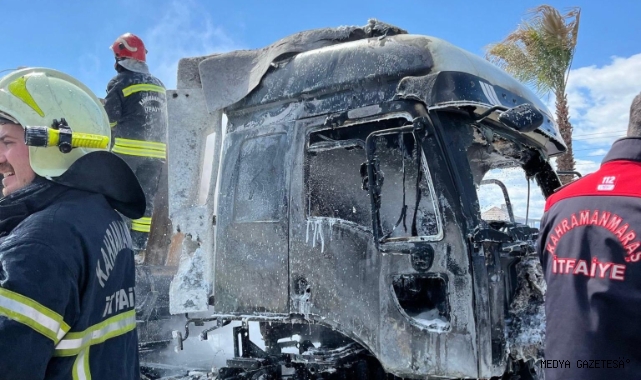Kahramanmaraş’ta seyir halinde olan tır alev topuna döndü