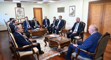 Öz Sağlık-İş Sendika Başkanı Devlet Sert, KSÜ Rektörü Prof. Dr. Alptekin Yasım’ı Ziyaret Etti