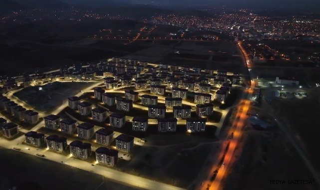Afşin’e 4 bin 481 kalıcı konut teslim edildi