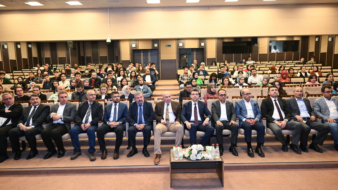KSÜ’de Ufuk Açıcı Konferans: Jeopolitik Rekabette Türkiye’nin Rolü Ele Alındı