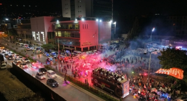 Küllerinden Doğdu, Şampiyon Oldu…