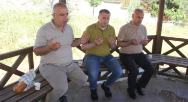 Merhum Ökkeş Çolak için, hayrına yemek verdi