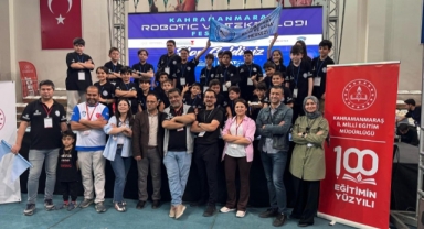 Onikişubat Bilim ve Sanat Merkezi'nden Ede-Ro Robotik Festivali'nde Büyük Başarı