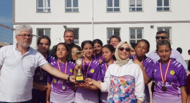 Onikişubat İlçesinde batı bölgesi ortaokullar arası Kız voleybol turnuvası yapıldı.