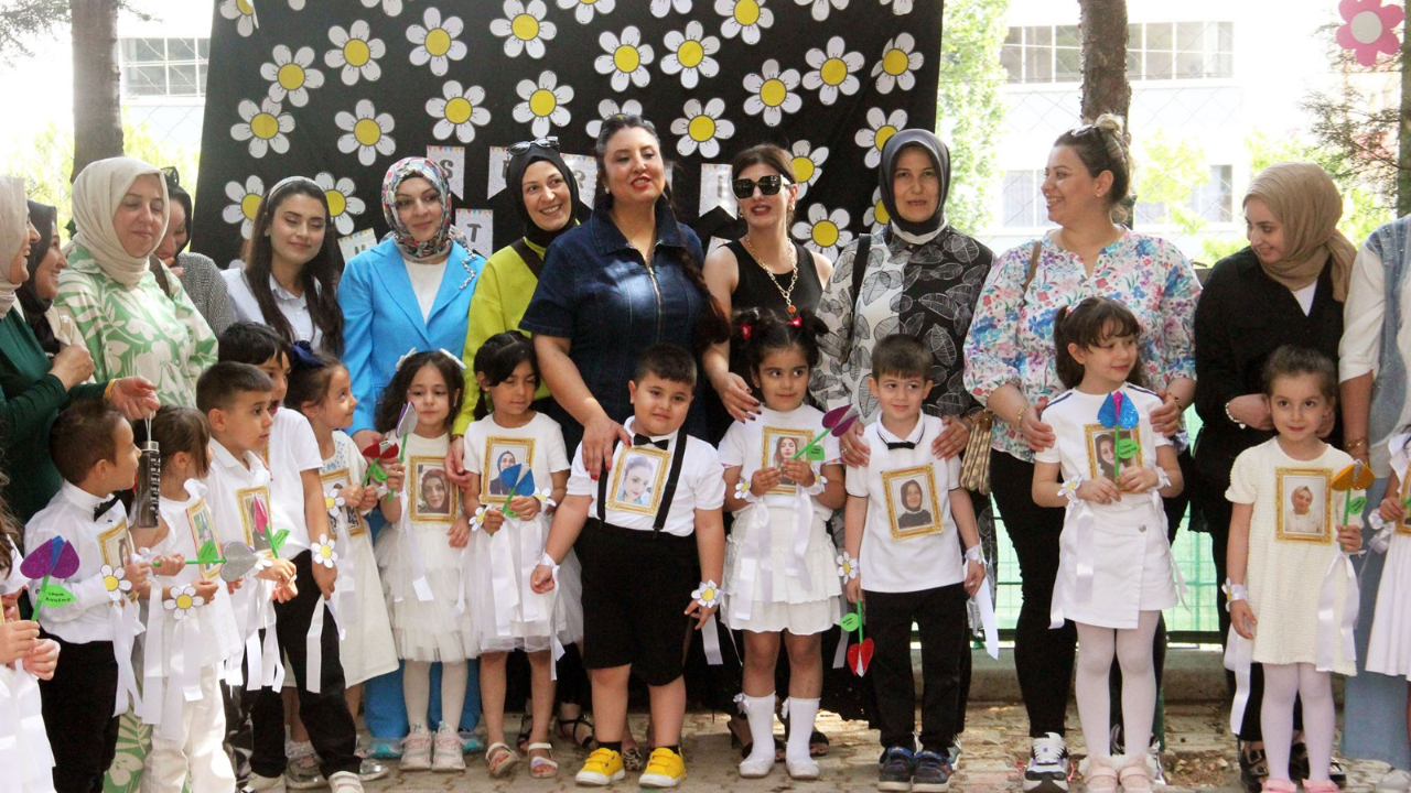 Süreyya Güneş Anaokulunun Minik Öğrencilerden Kocaman Performans