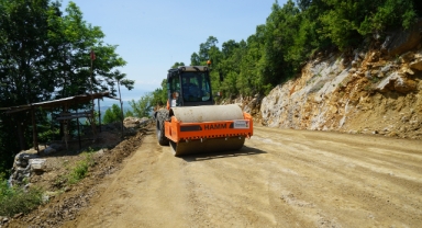 Andırın’da 10 Mahallenin Daha Ulaşım Konforu Büyükşehir’le Artıyor