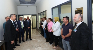 Başkan Hanifi Toptaş, belediye personeliyle bayramlaştı