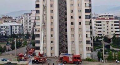 Kahramanmaraş’ta canlarını son anda kurtardılar