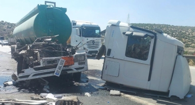 Kahramanmaraş’ta tanker ile kamyon çarpıştı