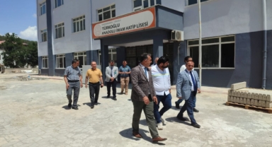 Depremden Etkilenen Okullarda Güçlendirme ve Yenileme Çalışmaları Aralıksız Devam Ediyor