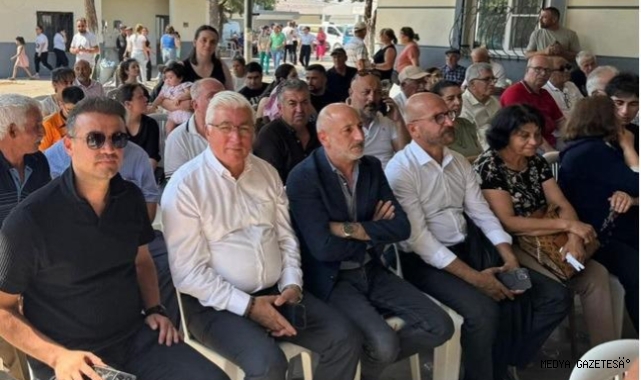 Elif Ana Türbesi’nde 6 Bin Kişilik Aşure Etkinliği Düzenlendi