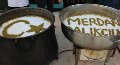 İBRAHİM SARI’DAN AŞURE İKRAMI