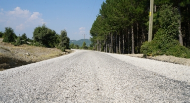 Rıfatiye’nin Yol Sorunu Büyükşehir’le Tarihe Kavuştu
