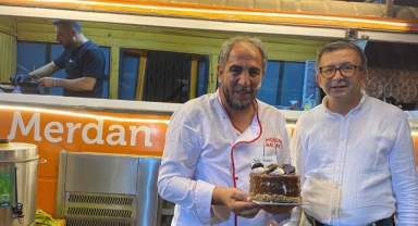 BURAY KONSERİNDE İBRAHİM SARI’YA SÜRPRİZ DOĞUM GÜNÜ